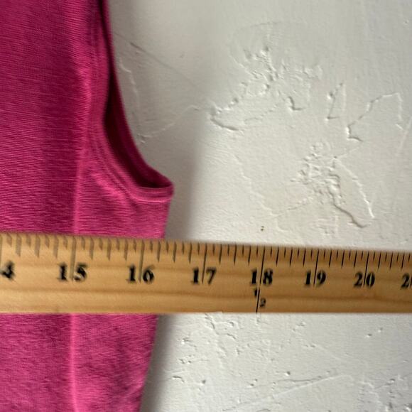 Y2K Magenta Silk Knit Tank Top – Pursuits Ltd. Sleeveless Minimalist Vintage - Picture 6 of 7